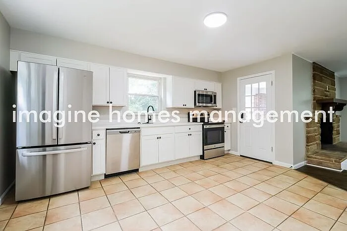 266 Harvest Ln — Photo 5