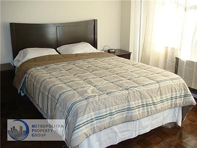 2nd image of 401 E 58th St APT 1B
