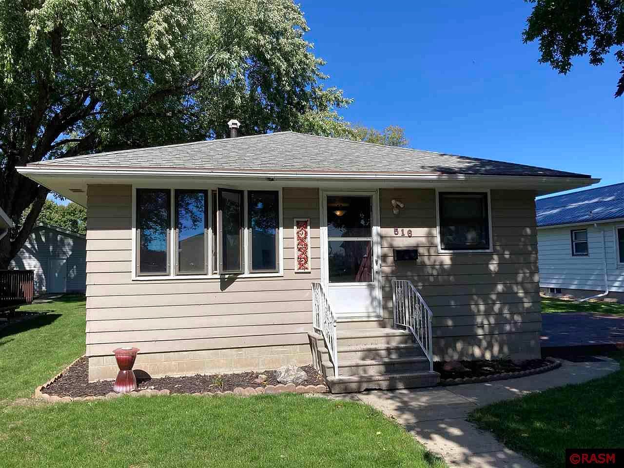 516 Summit St SE, Sleepy Eye, MN 56085 Zillow