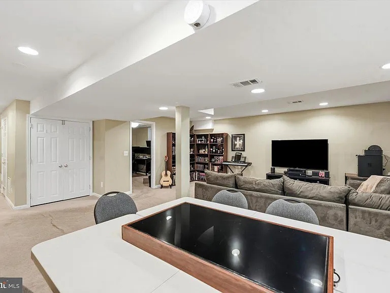 42631 Harris St — Photo 41