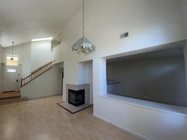 293 Scotts Valley — Photo 10