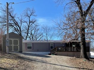108 Willow Rd, Montezuma, IA 50171