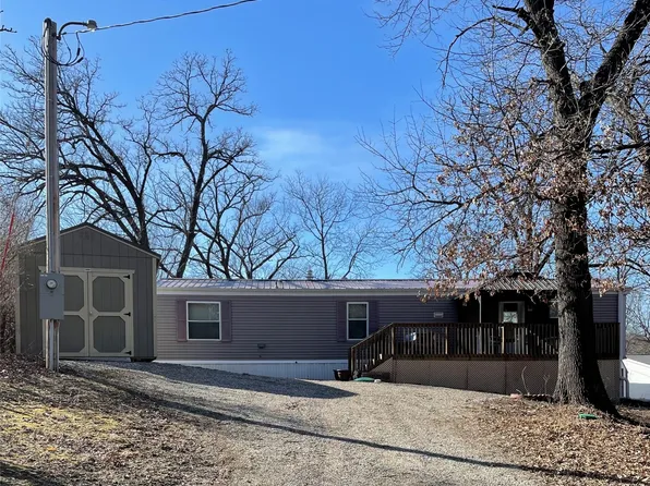 108 Willow Rd, Montezuma, IA 50171