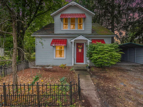 96 Ellis St, Shelby, MI 49455