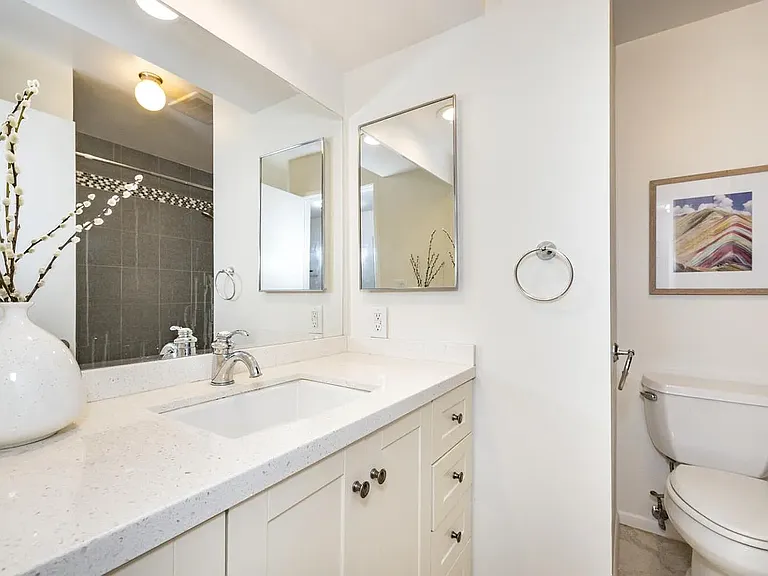 615 Forest Ave — Photo 11