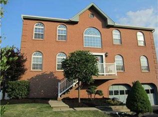 189 Markwood Dr, Canonsburg, PA