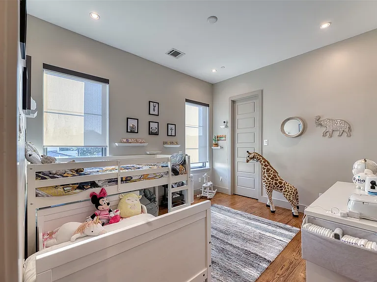 5521 Kiam St — Photo 20