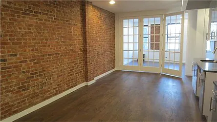 Rented by R New York