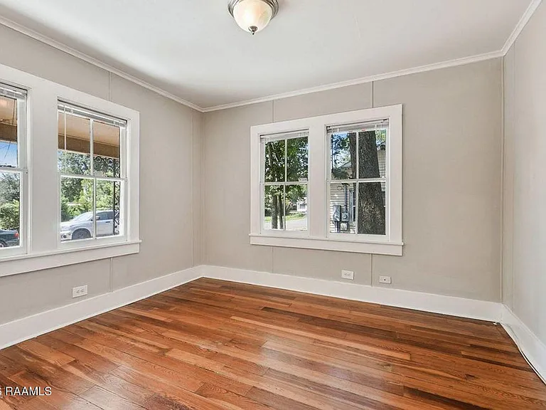 115 Ryan St — Photo 13