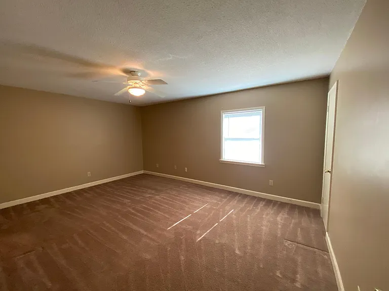 5718 Quince Rd — Photo 18