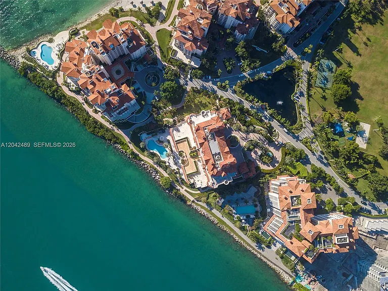 7141 Fisher Island Dr #7141 — Photo 65