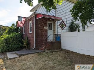 18 Arthur St, East Brunswick, NJ 08816
