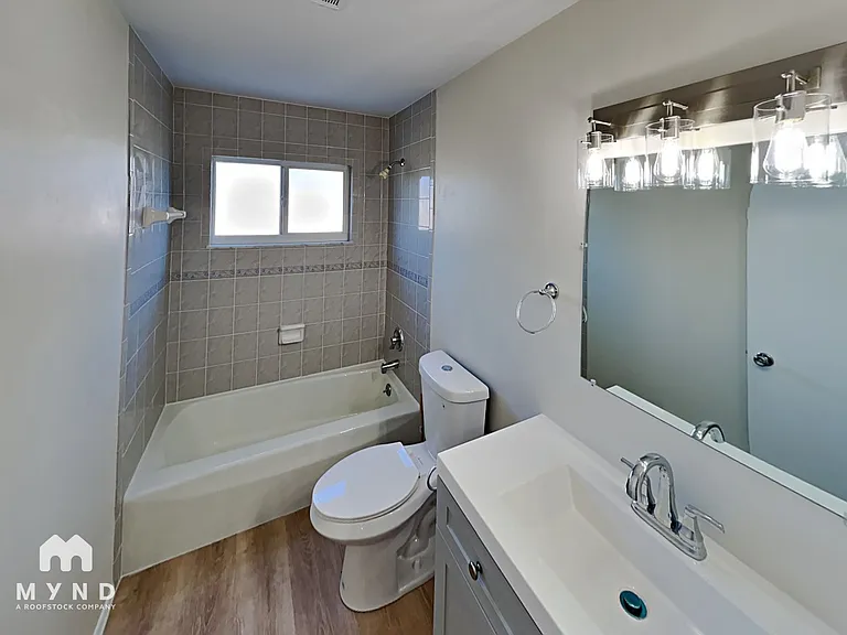 1511 W Del Webb Blvd — Photo 16