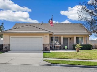 34451 Glenwood Dr, Yucaipa, CA 92399