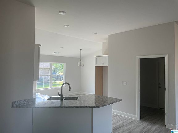 4th image of 219 Waterford Lake Dr