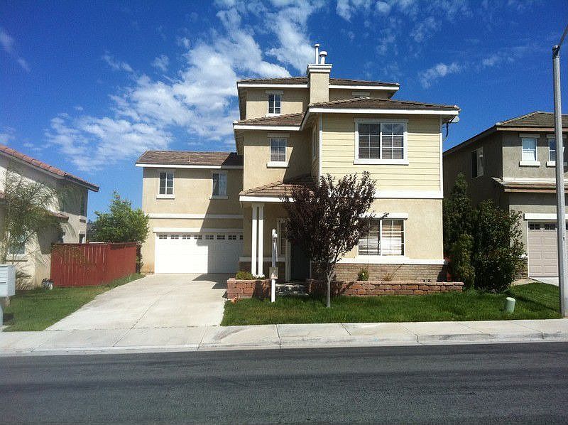 1st image of 39740 Monarch Dr