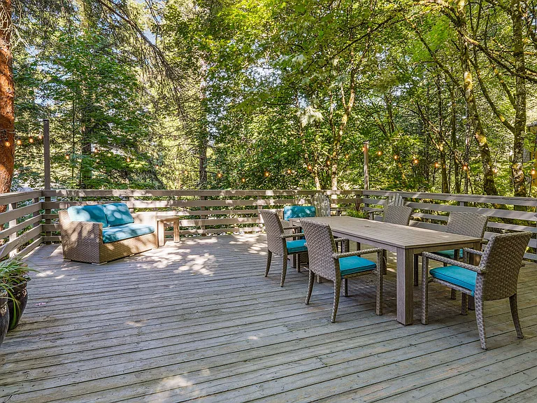Oswego Pointe — Photo 41