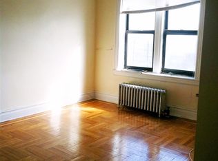 91 E 54th St, Brooklyn, NY 11203