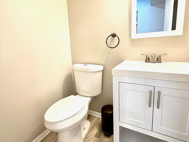 8565 Chester Grove Ct — Photo 6