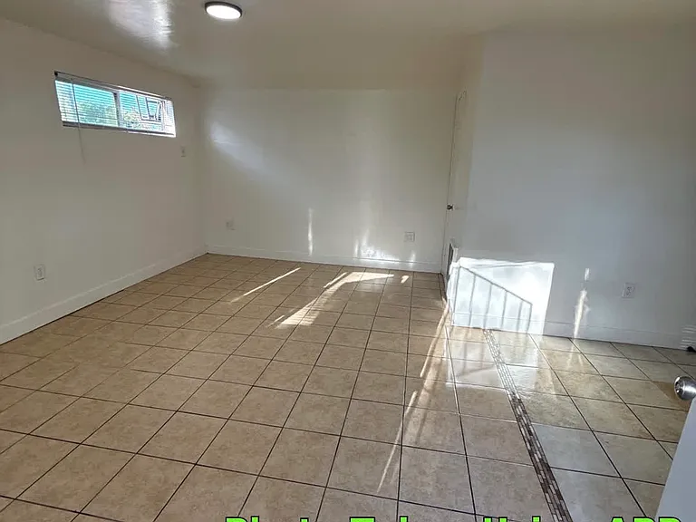 717 Water St #1 — Photo 4
