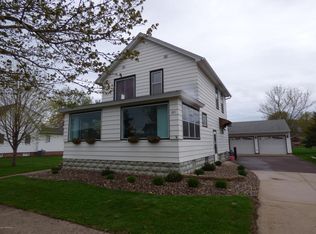 221 1st St SE, Blooming Prairie, MN 55917