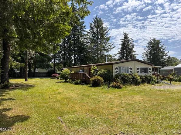 566 SW Ferry Ave, Siletz, OR 97380