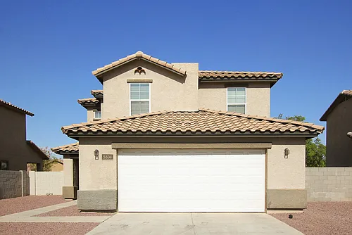 5804 S 10th Dr Photo 1