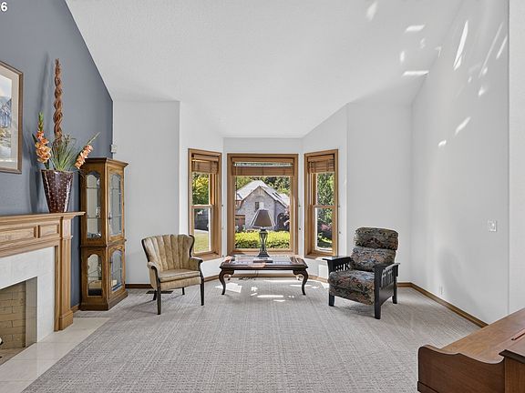 3rd image of 6013 SW Orchid Dr