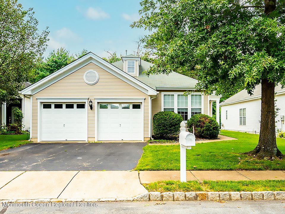 1st image of 19 Bellflower Dr
