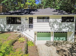 1122 Mixtwood St, Ann Arbor, MI 48103