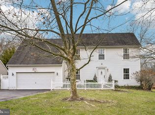 909 5th St, Delaware City, DE 19706