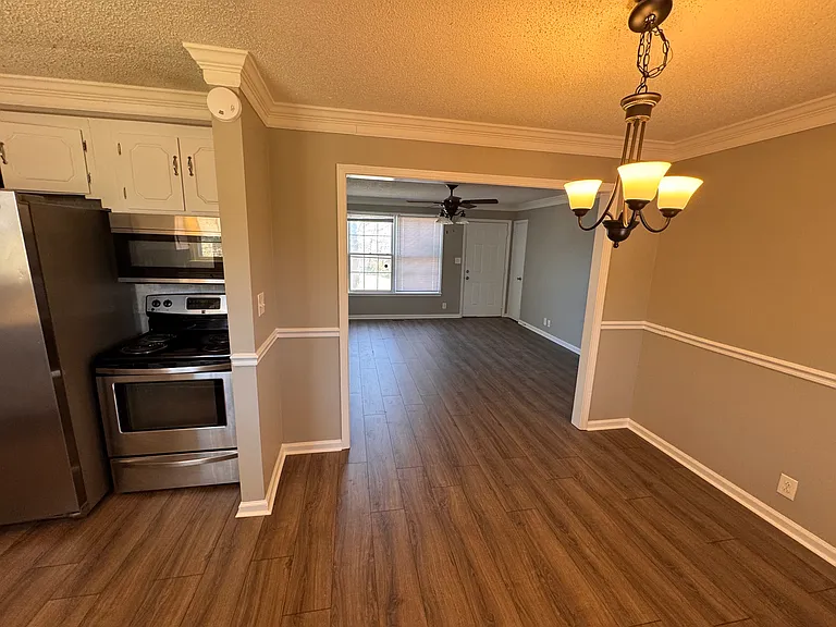 104 Bennett Dr — Photo 6