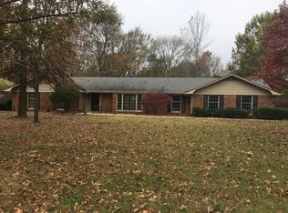 202 Indian Springs Dr, Florence, AL 35634