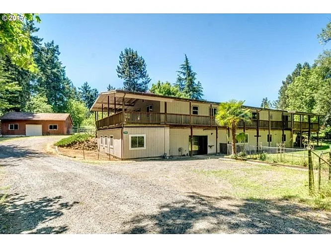 22900 NE Hagey Rd photo 1