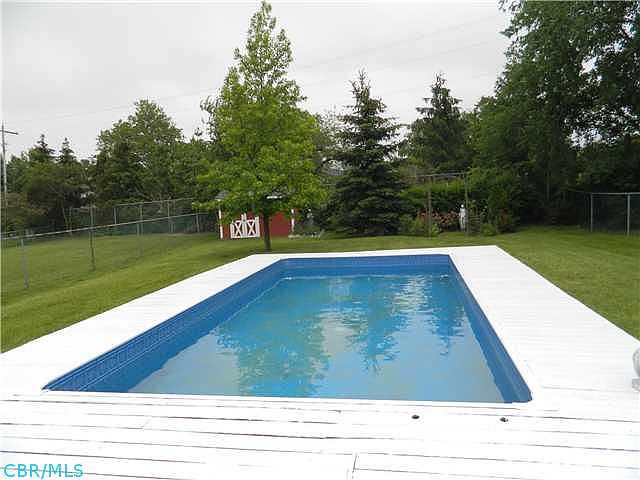 1st image of 726 Wallinger Dr
