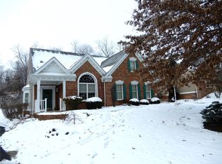 111 Driftwood Dr, Mcmurray, PA 15317