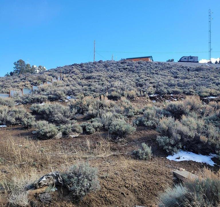 1st image of 46271 Vale Dr