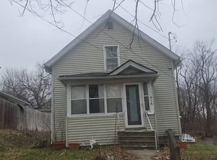 416 Dewey Ave, Jackson, MI 49202