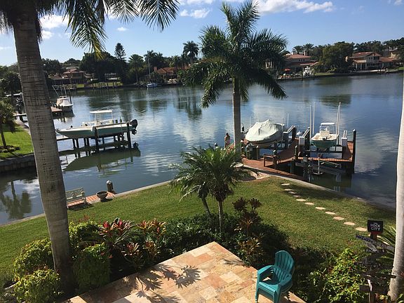 2nd image of 1570 Gulfview Dr