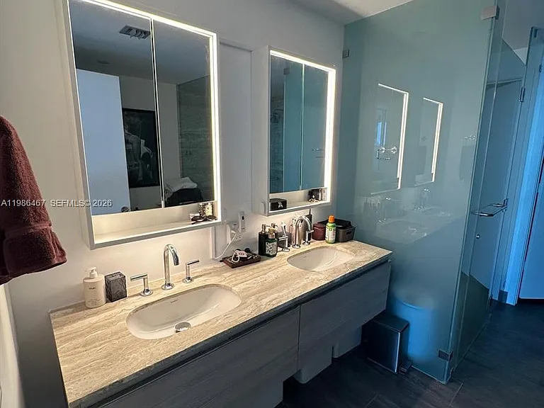 2900 NE 7th Ave #1003 — Photo 10