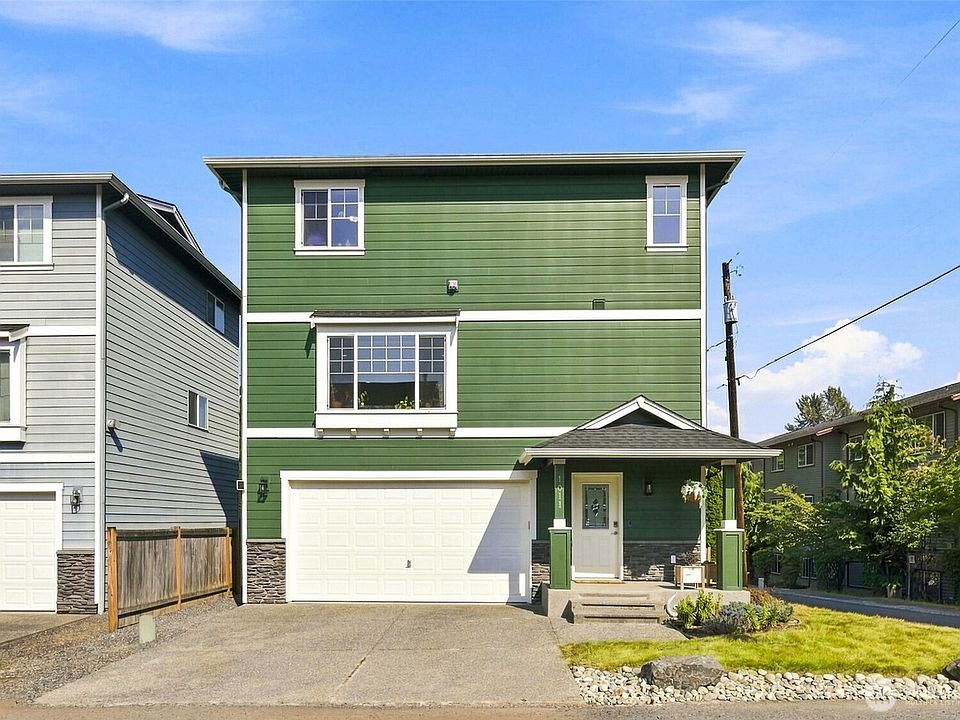 1st image of 1011 94th Drive NE
