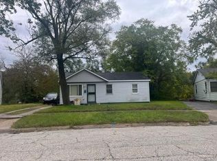 1179 Dearborn Cir, Gary, IN 46403