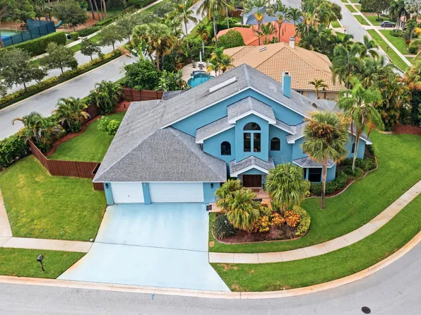 12871 La Rochelle Circle, Palm Beach Gardens, FL 33410