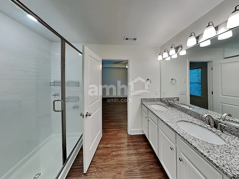 4805 Horatio Ct — Photo 13