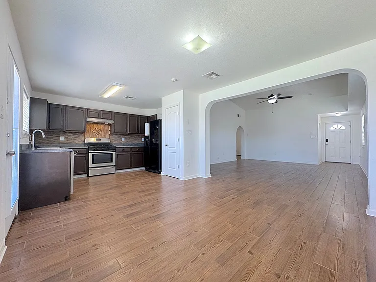 2613 Boris Becker Pl — Photo 8