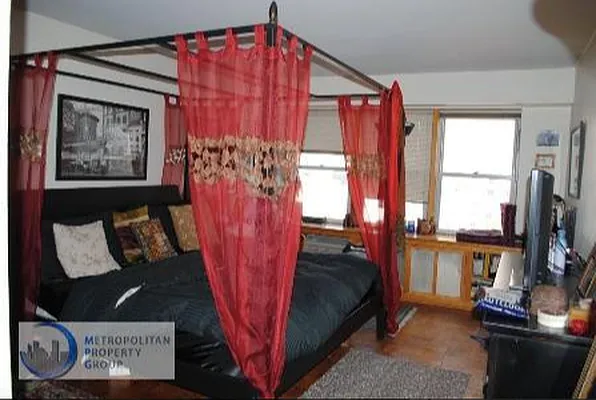 Rented by Compass | media 25