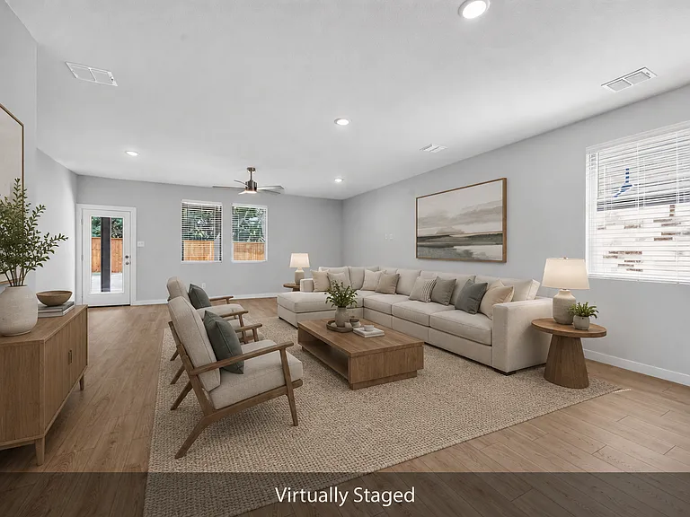 3508 Brazos Dr — Photo 12