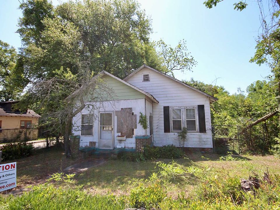 2098 Russell St, Orangeburg, SC 29115 MLS 11175281 Zillow