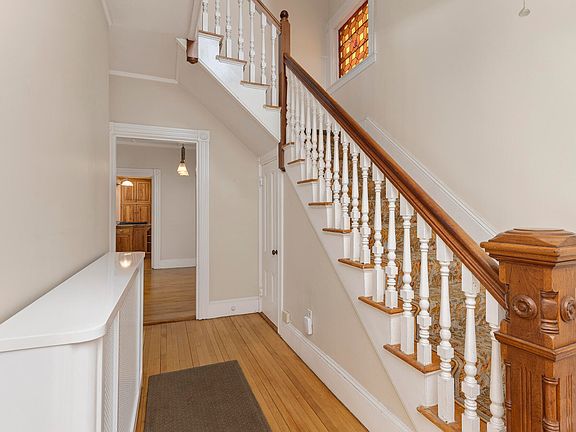 5th image of 259 Spring Street