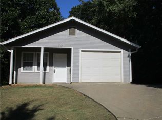 713 N 15th St, Van Buren, AR 72956
